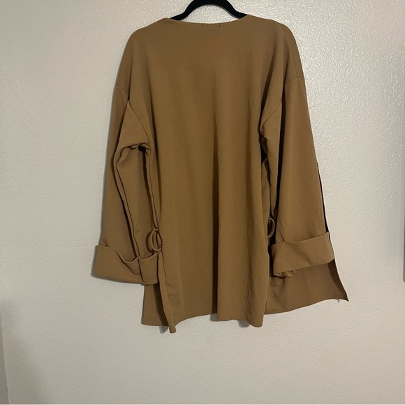 NWT PLT Camel Belted Oversized Sleeve Blazer Size 6 - Picture 5 of 7